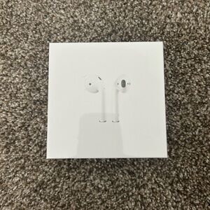 Apple AirPods in Classic White